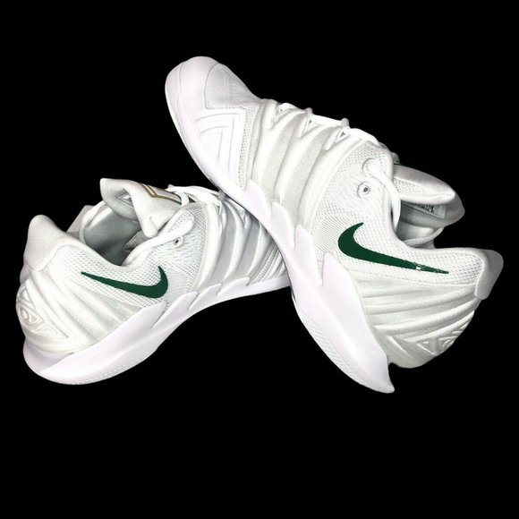 nikecourt air zoom vapor x kyrie 6